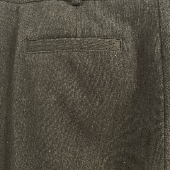 Michael Kors woman’s grey trousers size 2 - Picture 6 of 9